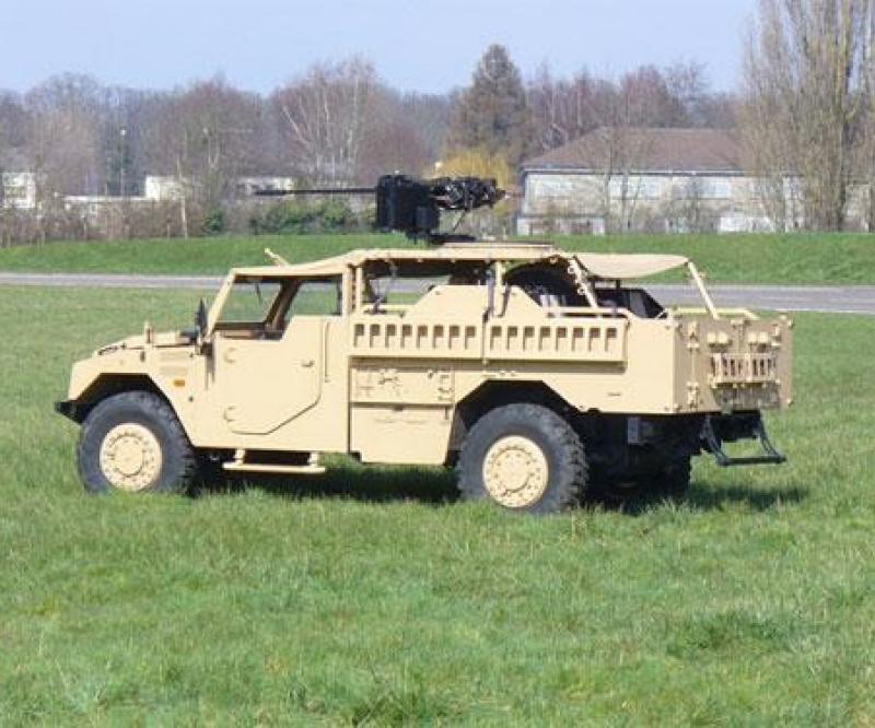 New Guns for Renault Trucks Defense Sherpa