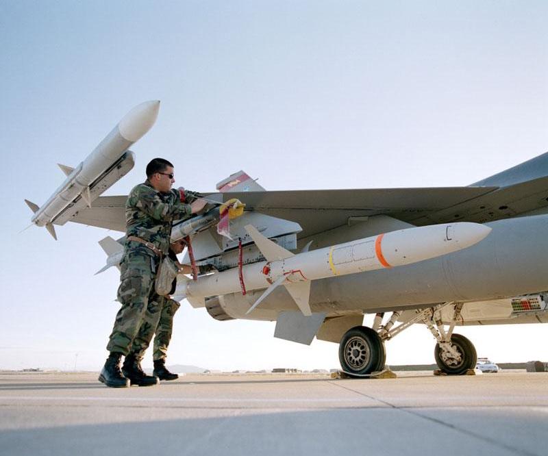Raytheon, USAF Test Advanced Electronic Warfare Weapon