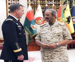 Bahrain’s Deputy King & Defense Chief Receive New US CENTCOM Commander