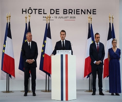 French President to Double Defence Budget by 2027; Receives Amir of Kuwait