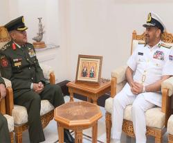 Head of Military Training of Jordanian Armed Forces Visits Oman
