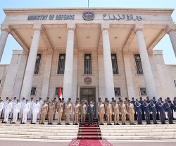 Iraq’s Commander-in-Chief Visits Ministry of Defense 