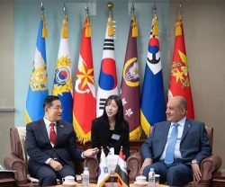 Iraqi, Korean Defence Ministers Agree to Bolster Arms Industry Cooperation