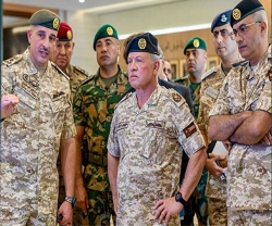 Jordanian King Visits Armed Forces General Command