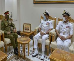 Oman’s Chief-of-Staff Receives Bahraini Counterpart