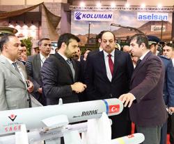 Qatar Defense Minister Concludes Visit to IDEF 2017