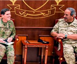 Bahrain Receives Commander of US Central Command 
