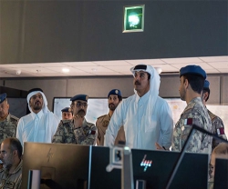 Qatar’s Amir Visits Air Operations Center, MoI National Command Center