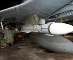 Clinton in Abu Dhabi for Talks on Libya