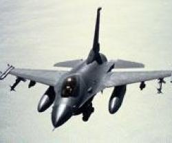 Pentagon Places Initial Order for 18 F-16 Jets to Iraq