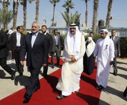 Qatar’s Emir Pays Historic Visit to Gaza