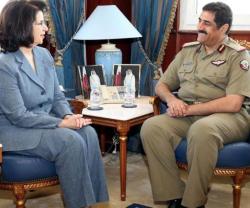 Qatar’s Defense Minister Meets Outgoing U.S. Ambassador