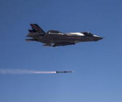 Raytheon Awarded New US Air Force AMRAAM Order