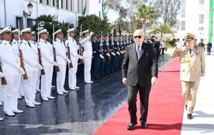 Algerian President Visits Ministry of National Defense Headquarters