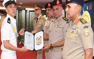 Egyptian Commander-in-Chief Attends Graduation Ceremony of Military Academy 