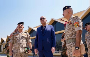 Iraq’s Defence Minister Visits National Intelligence Service