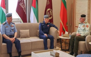 Jordanian Chief of Staff Receives Iraqi Military Delegation