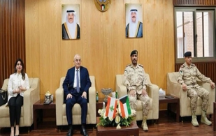 Lebanese Defense Minister Visits Kuwait’s MoD Logistics Authority