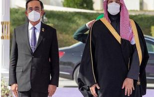 Saudi Crown Prince Receives Thai Prime & Defense Ministers 